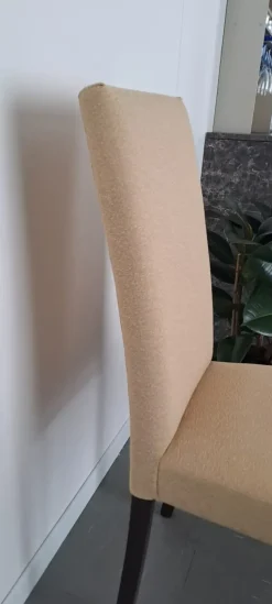 Sedia con schienale alto Diletta w di Artigianale a prezzo scontato