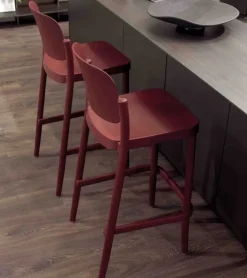 Sedia da cucina realizzata in plastica Dori sgabello di Altacom