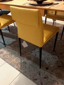 Sedia da soggiorno Mavi Riflessi a prezzo scontato