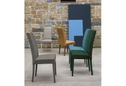 Sedia da soggiorno realizzata in legno Lugano di Target point