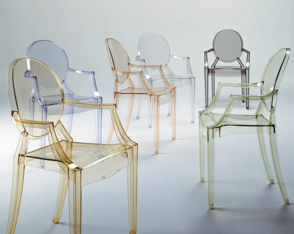 Sedia da soggiorno realizzata in plastica Louis ghost di Kartell