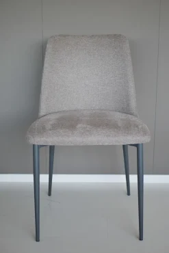 Sedia da soggiorno realizzata in tessuto Vera di Sedie brianza