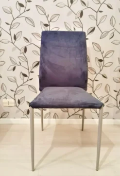 Sedia di Ingenia modello Kendra da soggiorno in offerta -30%