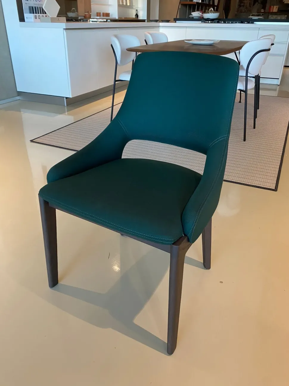 Sedia di Molteni & c modello Devon da soggiorno in offerta -34%