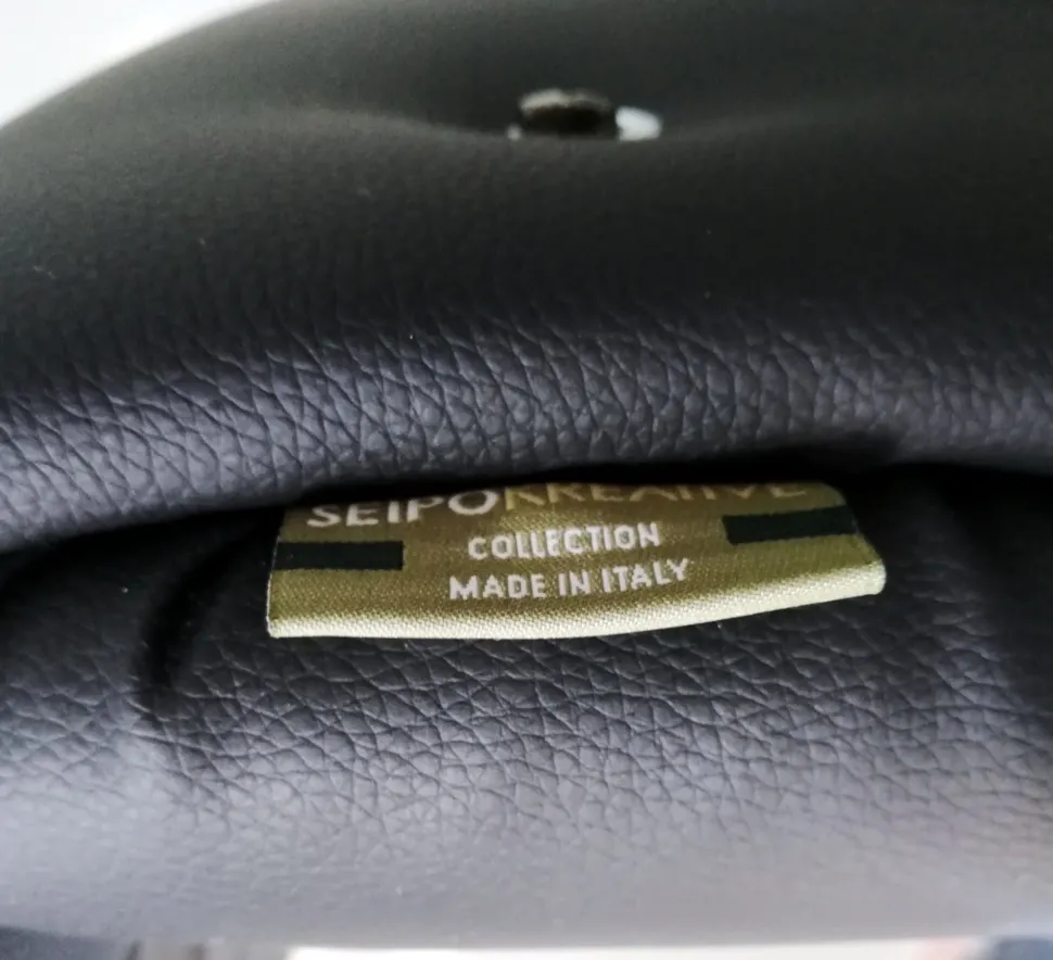 Sedia direzionale Beta direzionale cromata in ecopelle Collezione esclusiva a prezzo scontato