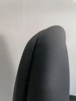 Sedia direzionale Beta direzionale cromata in ecopelle Collezione esclusiva a prezzo scontato