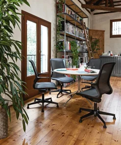 Sedia direzionale Loop48 - consegna in 48 ore di Milani: contatta il venditore per scoprire il prezzo