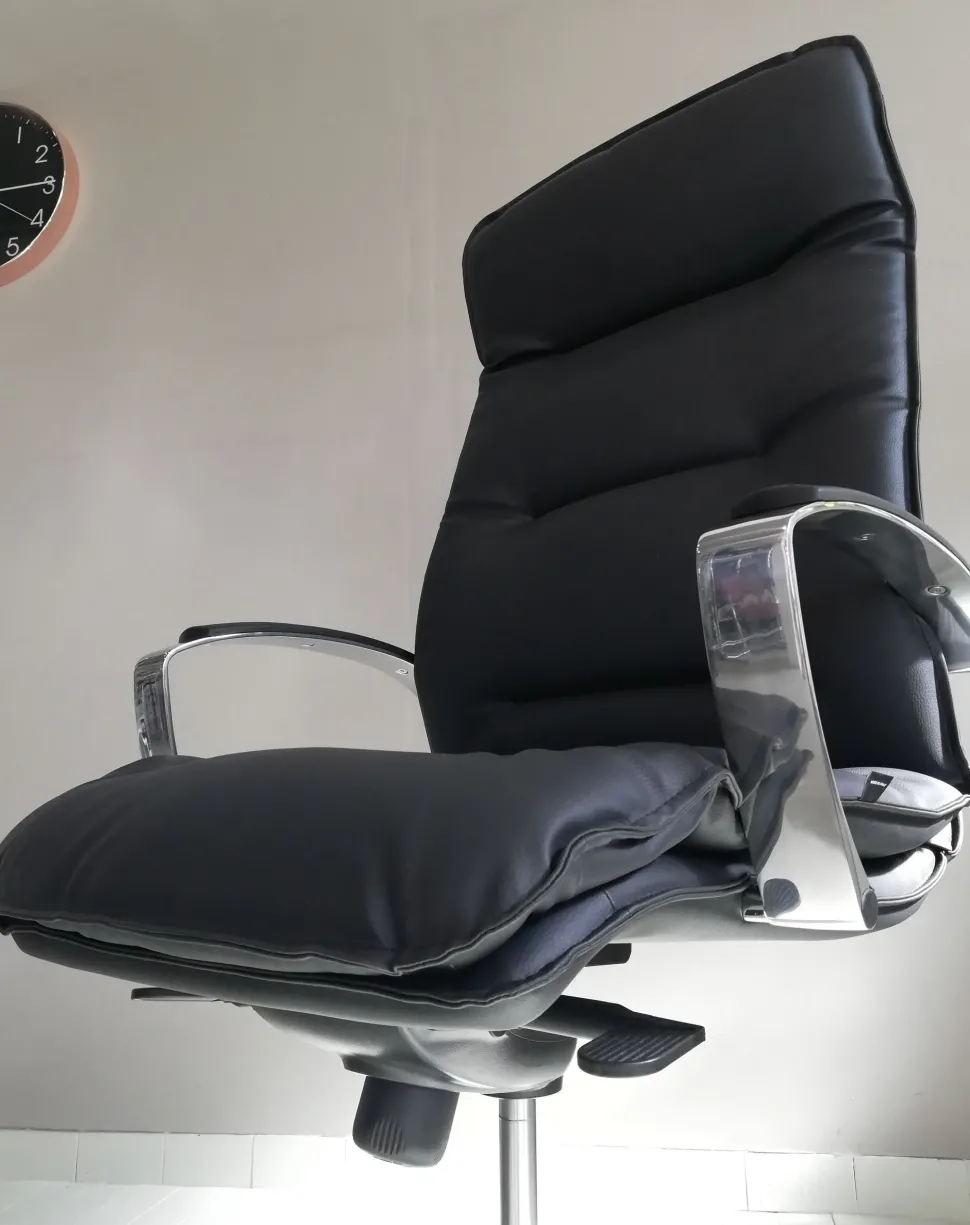 Sedia direzionale modello Formen direzionale Las mobili in OFFERTA OUTLET