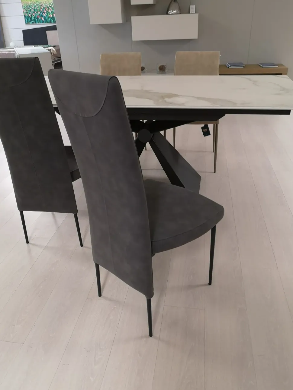 Sedia in ecopelle modello Lady di Riflessi