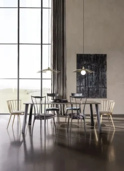 Sedia in metallo modello Vilma di Cantori