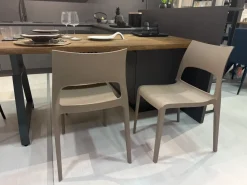 Sedia in plastica impilabile Set 4 sedie idole in offerta