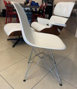 Sedia in plastica senza braccioli Bauhaus in offerta