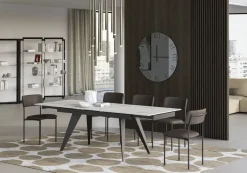 Sedia in tessuto con schienale medio Aura in offerta