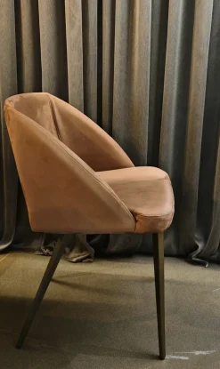 Sedia in tessuto poltroncina Sedia tone in offerta