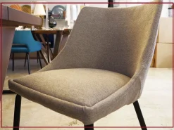 Sedia modello Alberta a marchio Artigianale scontata del 40%