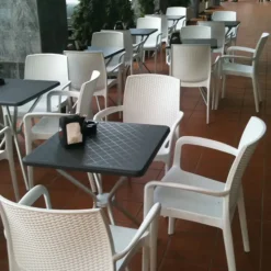 Sedia modello Bolero da soggiorno di La seggiola -30%