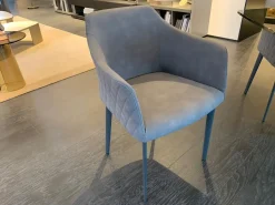 Sedia modello Carmen con braccioli di Riflessi