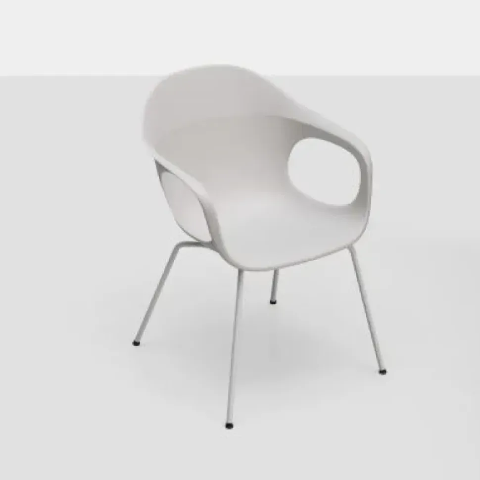 Sedia modello Elephantino a marchio Kristalia scontata del 50%