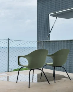 Sedia modello Elephantino a marchio Kristalia scontata del 50%