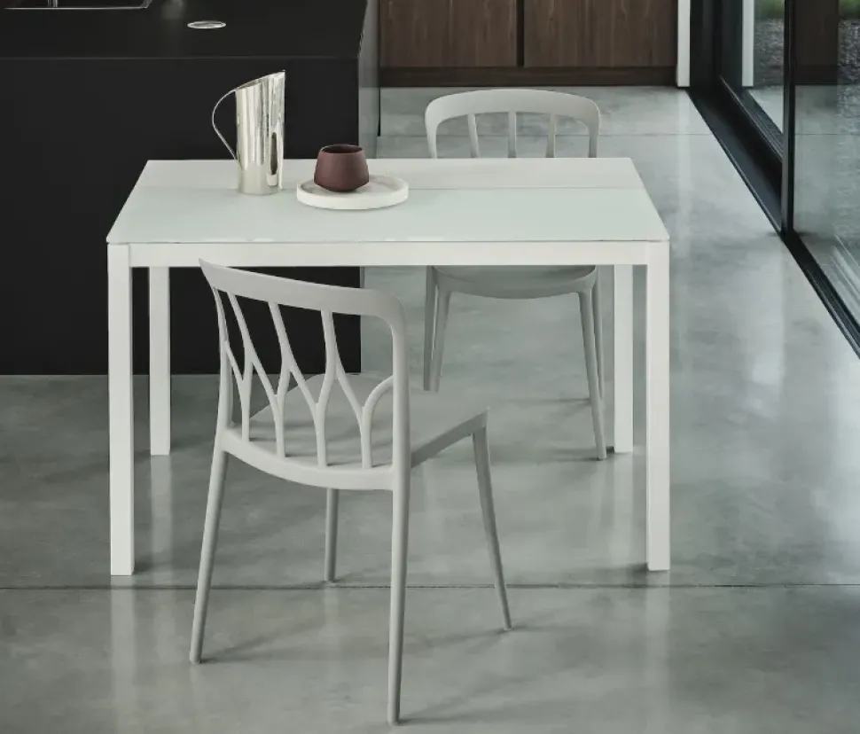 Sedia modello Galaxy a marchio Bontempi scontata del 25%