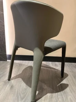 Sedia modello Hola da soggiorno di Cassina -60%