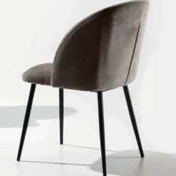 Sedia modello  pigalle  da soggiorno di La seggiola -30%