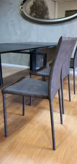 Sedia modello Premiere a marchio Ozzio scontata del 64%