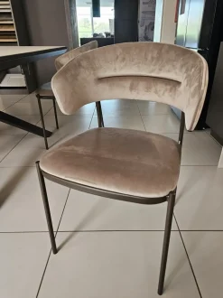 Sedia modello Sedia ego br con bracciolo di Ozzio: richiedi ora il prezzo