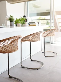 Sedia modello Sgabello p47 regolabile in altezza di Midj