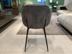 Sedia modello Suanne di Collezione esclusiva: contatta il venditore per scoprire il prezzo