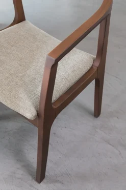 Sedia Noa  Alta corte SCONTATA a PREZZI OUTLET