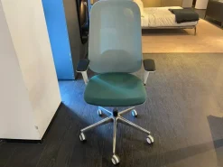 Sedia operativa Ikigai Collezione esclusiva a prezzo Outlet