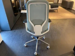 Sedia operativa Ikigai Collezione esclusiva a prezzo Outlet