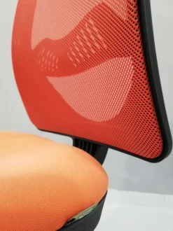 Sedia operativa in altro Operativa ergonomica qtre + 2 sedie attesa  a marchio Collezione esclusiva in offerta