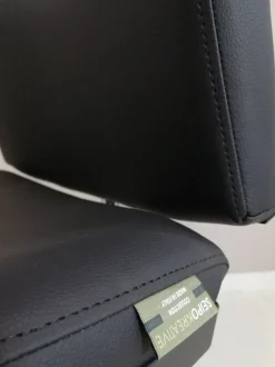 Sedia operativa modello Direzionale sky + 2 sedie attesa in ecopelle ad un prezzo esclusivo