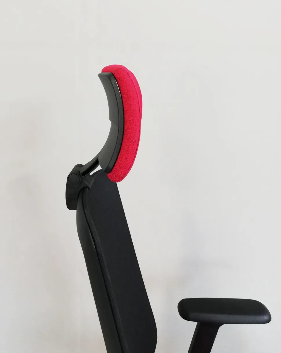 Sedia operativa modello Rassegna rete con poggiatesta in altro ad un prezzo davvero conveniente