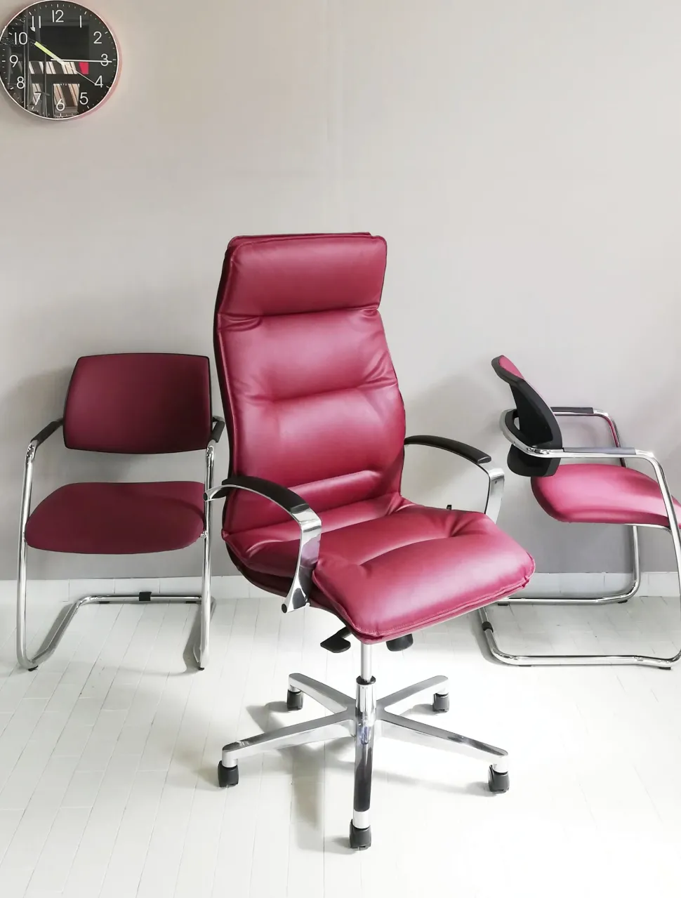 Sedia operativa modello Tris sedie: formen direzionale + 2 sedie visitatore sistema slitta Las mobili in OFFERTA OUTLET