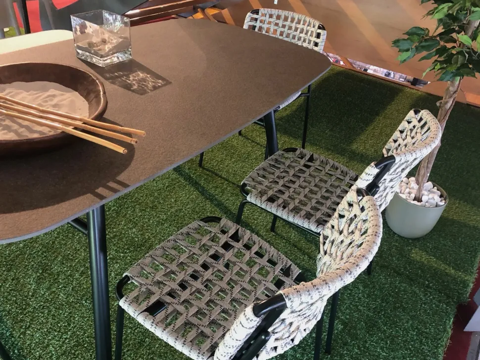 Sedia per l'esterno Yo! a marchio Connubia a prezzi outlet