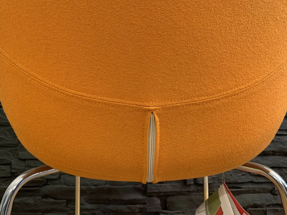 Sedia per ufficio realizzata in tessuto Maui soft di Kartell