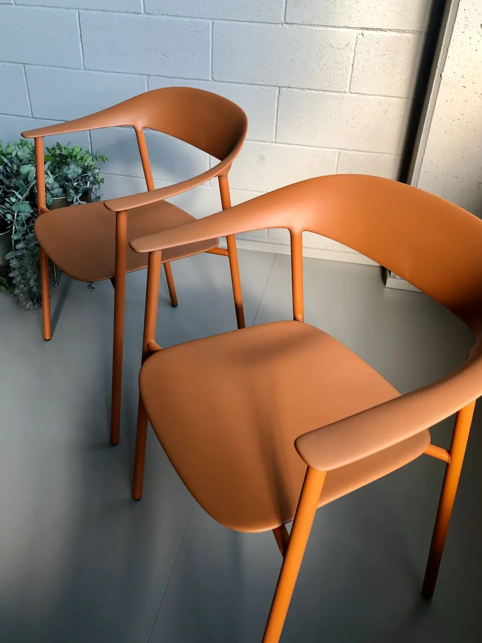 Sedia poltroncina Arum di Inclass a prezzo Outlet