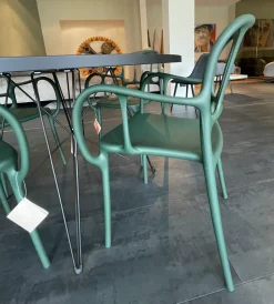 Sedia Sedia verde da soggiorno realizzata in metallo scontata del 30%