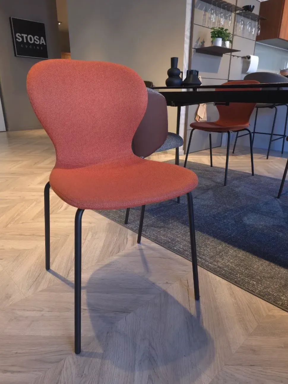 Sedia senza braccioli 4 sedie ops connubia spedibili di Collezione esclusiva a prezzo scontato