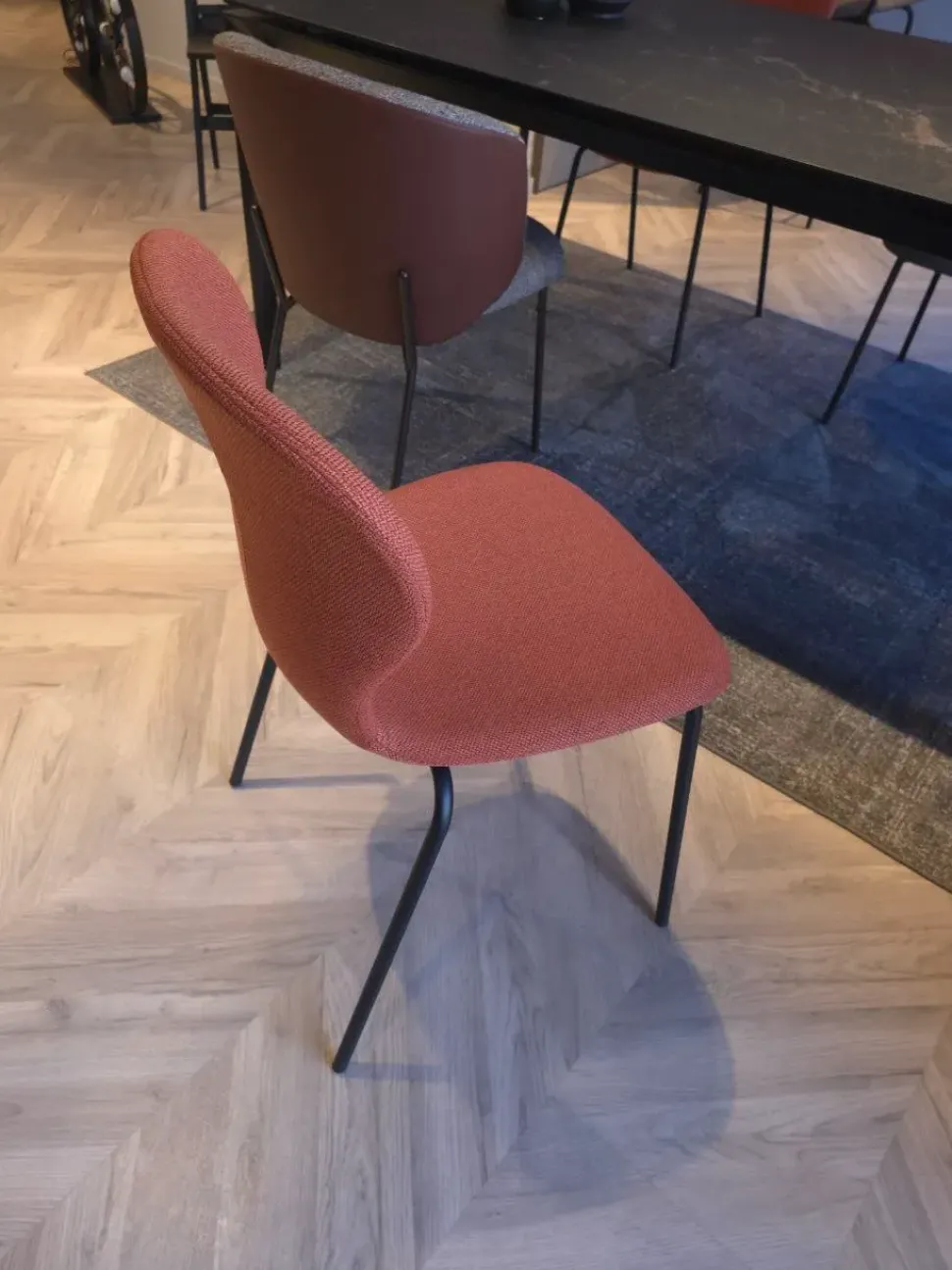 Sedia senza braccioli 4 sedie ops connubia spedibili di Collezione esclusiva a prezzo scontato