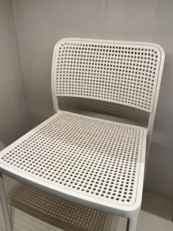 Sedia senza braccioli Audrey  bianca Kartell a prezzo Outlet