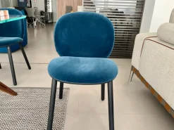 Sedia senza braccioli Dua di Kristalia a prezzo ribassato