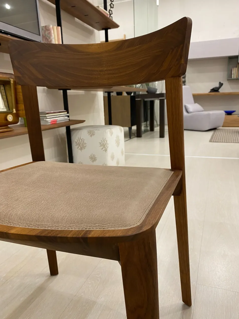 Sedia senza braccioli Mia leather Riva 1920 a prezzo scontato