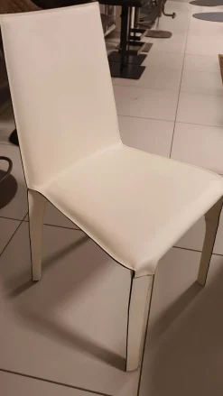 Sedia senza braccioli Pagoda bianca di Ozzio a prezzo ribassato