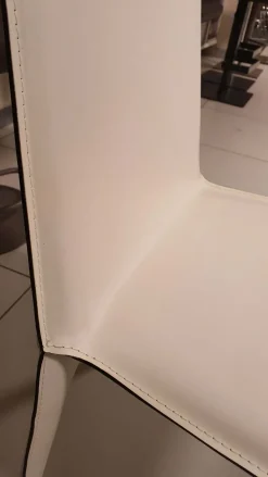 Sedia senza braccioli Pagoda bianca di Ozzio a prezzo ribassato