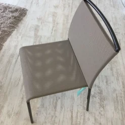 Sedia senza braccioli Sedia ingenia lola tessuto di Ingenia a prezzo ribassato