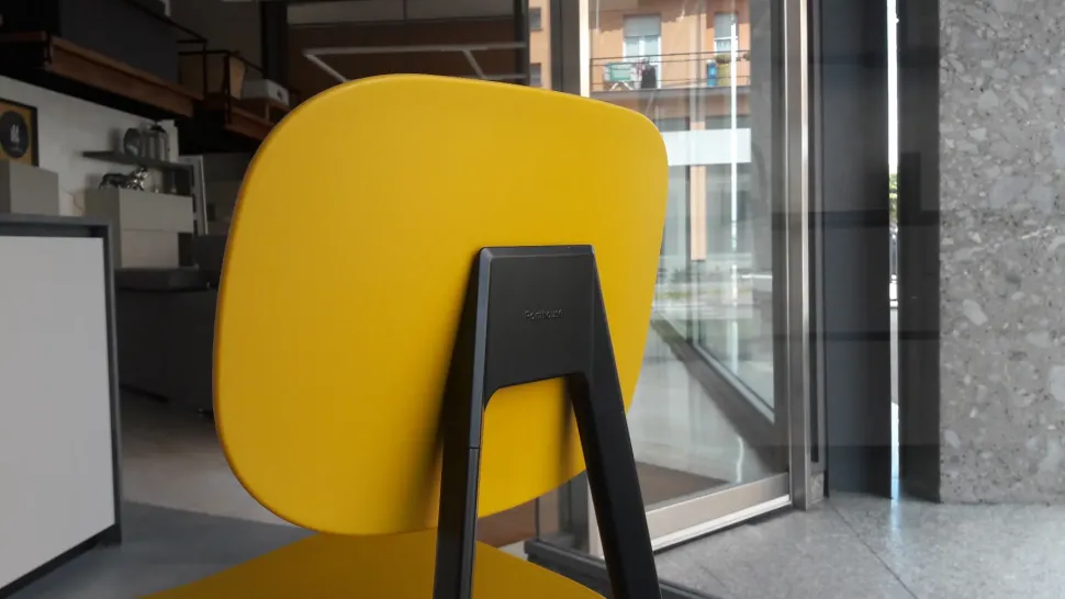 Sedia Tata da soggiorno realizzata in plastica scontata del 35%